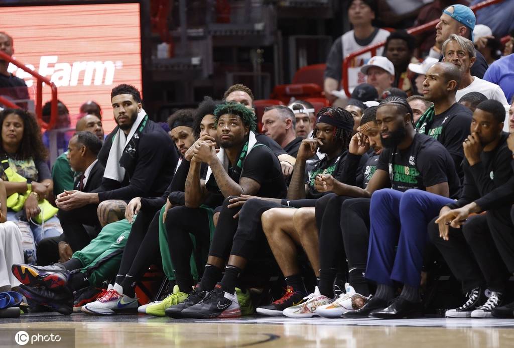 【NBA资讯】绿军0-3落后马祖拉主动揽责 赛后直言:球队已经失去控制 