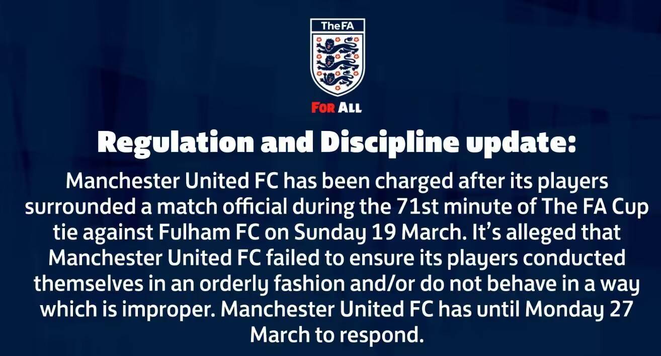 官方：未能约束球员行为，曼联被指控对富勒姆的比赛中围攻裁判 