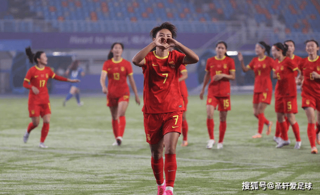 【女足资讯】中国队大胜亚运会最弱对手 9分钟狂轰3球 对方后卫无心应战