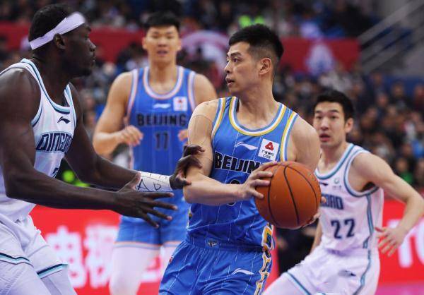 篮球丨CBA常规赛：北京首钢胜青岛国信水产 