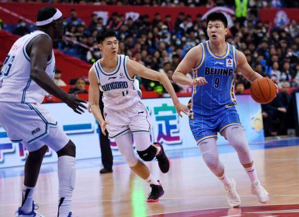 黑白体育直播新闻：篮球丨CBA常规赛：北京首钢胜青岛国信水产 