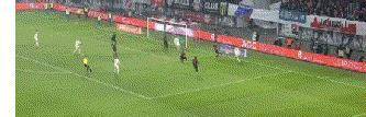 黑白体育直播新闻： 1-1，中柱+球门被吹，拜仁被皇马绊倒，无缘11连胜 